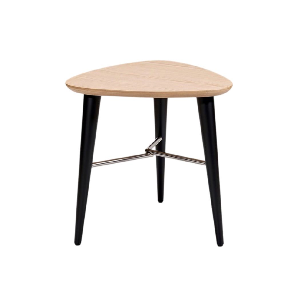 **Tableau en bois en forme de triangle avec pieds noirs**